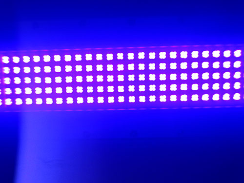 UV-LED固化機(jī)技術(shù)因節(jié)能、環(huán)保成為UV LED面光源發(fā)展方向